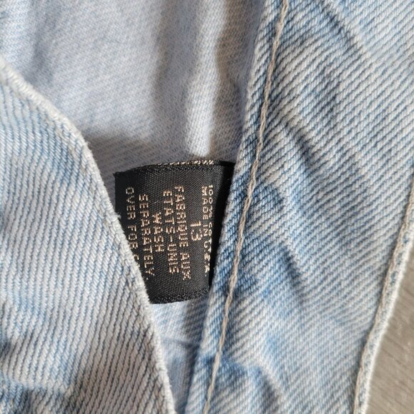 Vintage Express High-Waisted Light Wash Denim Shorts Size 13 With Frayed Hem - Picture 4 of 7